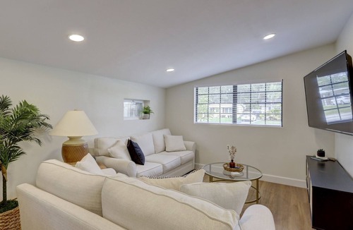 Sun Bay South House | Relaxing South Tampa Home w/ PRIVATE POOL!