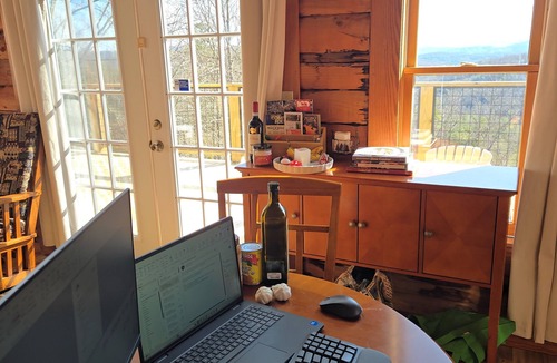 Unaka Cabin | Remote Mystic Mtn Log Cabin - 360Views - AWD Required - 3 Acres of Privacy