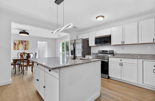 Georgetown House | Renovated 4BR Retreat 30 Min to Myrtle Beach
