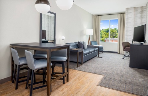 North Decatur Hotel | Residence Inn by Marriott Decatur Emory Area