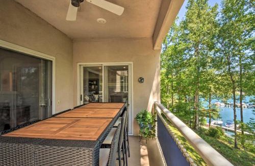 Salem House | Resort-Style Condo w/Balcony on Lake Keowee