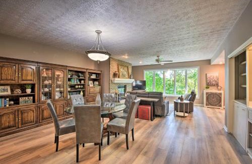 Salem House | Resort-Style Condo w/Balcony on Lake Keowee