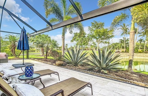 Falcons Glen House | Resort Style Oasis 3-bedroom House in Naples for a relaxing getaway