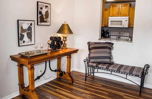 Fairfield Glade House | 🌄Resort Vacations at Fairfield Glade TN Beautifully Decorated Condo Lakefront
