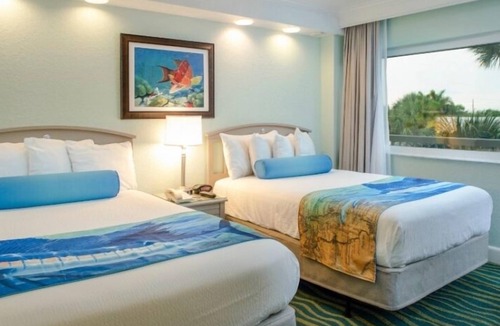St. Pete Beach Hotel | Resort View Studio 2 Queen Beds, 2 Units, RumFish Beach at TradeWinds