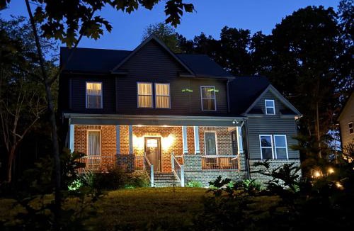 Westport House | Rest Easy in North Carolina