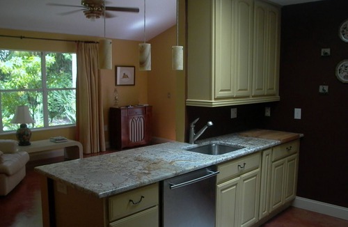 Coralstone Condo | Restful, luxurious beach retreat with fitness room and WiFi in Vero Beach