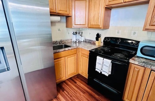 O'byrne Condo | Rise and Shine to ocean views, beach access