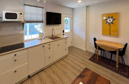 Richmond Apartment | River Hill Home