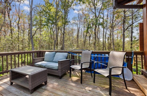 Camden County Cabin | Riverbank Cabin-Saint Mary’s, Kingsland, and Amelia Island with pool and firepit
