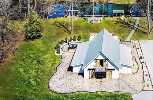 Townsend House | Riverfront Farmhouse & Barndominium. Perfect spot!