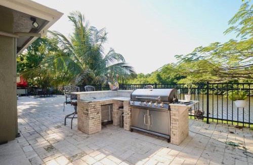 Port Saint Lucie House | Riverfront Luxury Pool & Hot Tub fishing paradise near beaches Mets Stadium