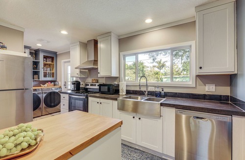 Stuart House | Riverfront Oasis: Fish, Grill & Chill in Stuart!