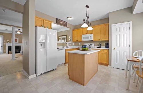Mount Holly House | Riverfront Retreat w/Marina Access