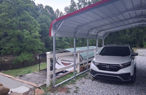 Robbinsville House | Riverside. Camper with Queen & Bunk bed. Covered parking