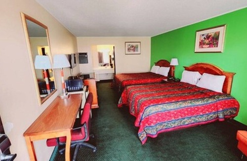Osceola Hotel | Roadside Inn