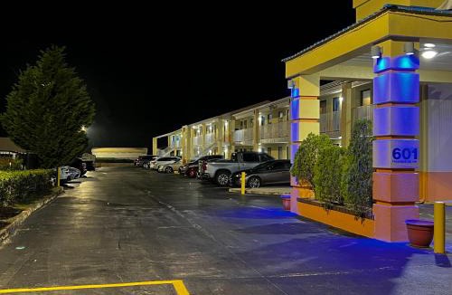 Augusta Hotel | Rodeway Inn Augusta West - Fort Gordon