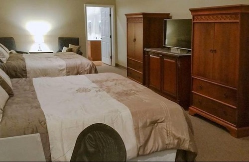 Cherokee Hotel | Rolling Hills Lodge