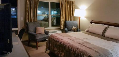 Cherokee Hotel | Rolling Hills Lodge