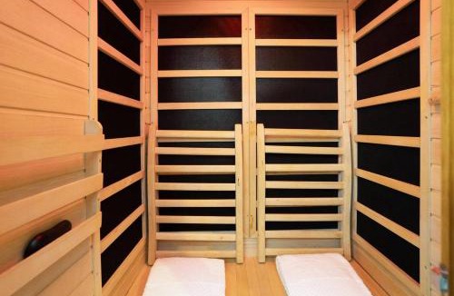 Beaufort Apartment | Romantic Luxury W Infrared Sauna
