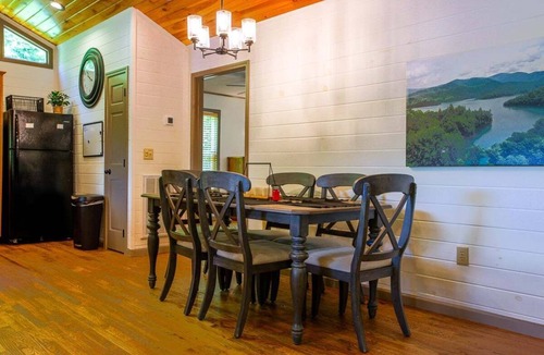 Robbinsville House | Rosie's Cabin on Fontana Lake Lake Front Home with Private Dock