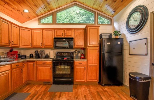 Robbinsville House | Rosie's Cabin on Fontana Lake Lake Front Home with Private Dock