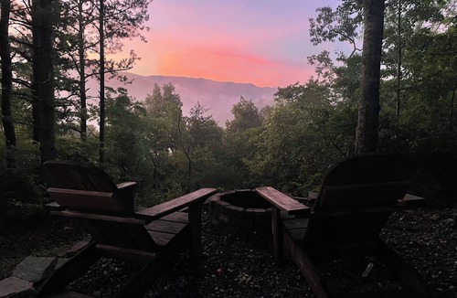 Almond Cabin | Rustic, Cozy Cabin with a View of the Smokies, Firepit, Large Deck, Pet-Friendly