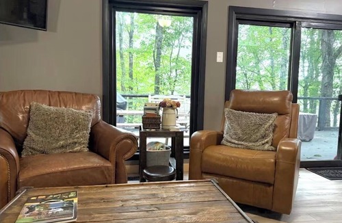Almond Cabin | Rustic, Cozy Cabin with a View of the Smokies, Firepit, Large Deck, Pet-Friendly