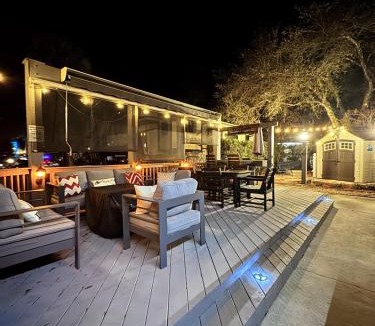 River Ranch Apartment | S'mores & Stars: The Ultimate Family RV Rental 235