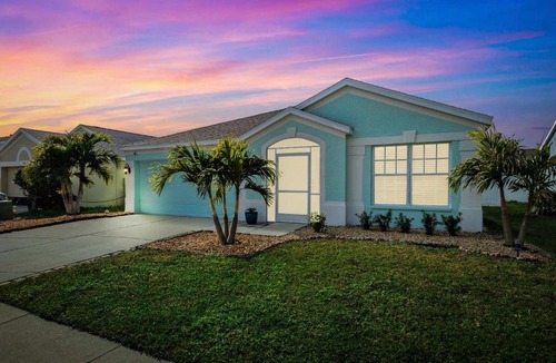 Sabal Harbour House | Saltwater Pool & Spa at Home in Bradenton