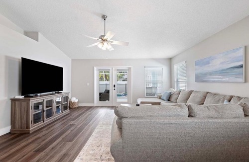 Sabal Harbour House | Saltwater Pool & Spa at Home in Bradenton
