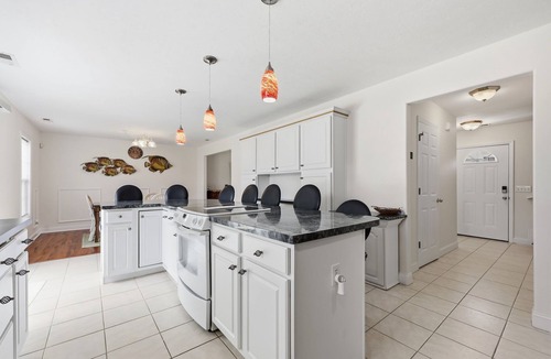 Morehead City House | Salty Paws Cottage - Where Coastal Comfort Meets Pet-Friendly Living!