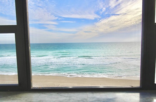 Hutchinson Island South Condo | Sand Dollar Shores 7th Floor Oceanfront Condo