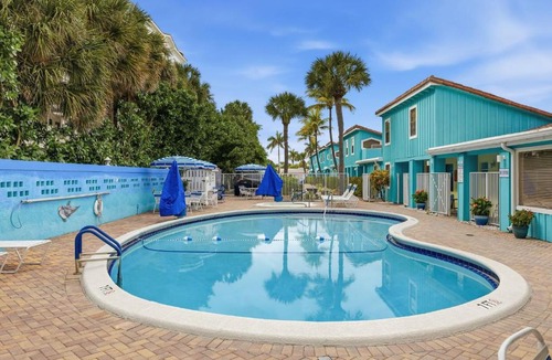 Palm Beach Shores Hotel | Sand Dune Shores