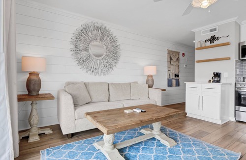 South End Hotel | Sandpeddler Inn & Suites