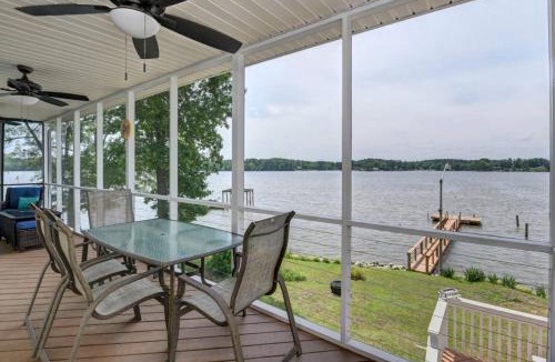 Newberry Shores House | Sandy Sunset Point 2 Kayaks