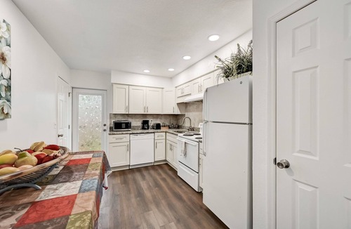 Laurel Park House | Sarasota Downtown Apartment!