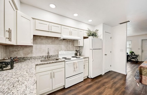 Laurel Park House | Sarasota Downtown Apartment!