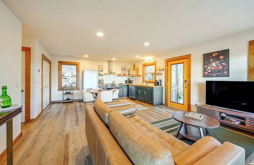 Franklin Cabin | Sauna + Views: Private Franklin Cabin on 10 Acres