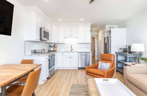Tybee Island Condo | Savannah Beach Racquet Club by Tybee Vacation Rentals