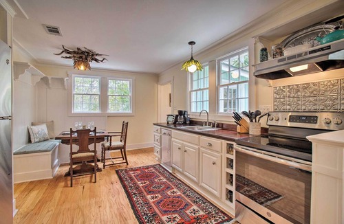 Montgomery Cottage | Savannah Cottage - 5 Mi to Wormsloe Historic Site!