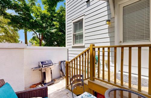 Historic Downtown Savannah House | Savannah Price Place