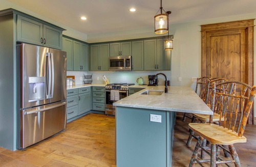 Glenville House | Scenic Sanctuary w/Mtn Views: Glenville Lodge