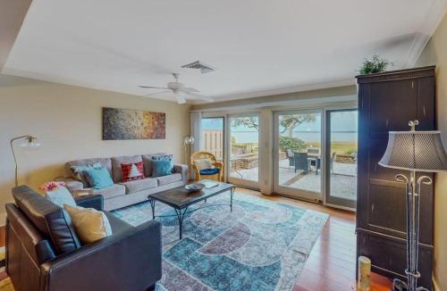 Harbour Town House | Schooner Court 705