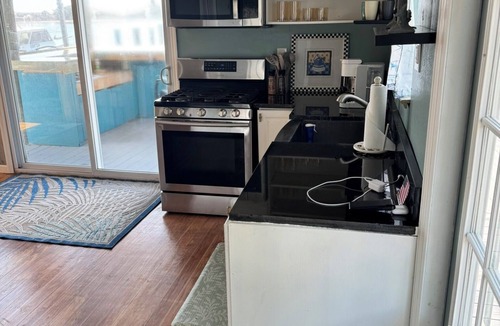 Bay Crest Villa House | Sea Glass Cottage on the river.