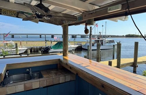 Bay Crest Villa House | Sea Glass Cottage on the river.