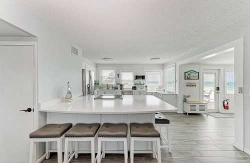 Ilexhurst House | Sea La Vie - DIRECT BEACH FRONT - by Island Real Estate Vacations