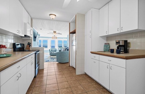 Edisto Island House | Sea Oats Ocean Front 4 Bedroom 2 Bath Home Linens Included!