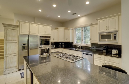 Oceanside House | Sea Pines Home w/FREE Pool Heat Seasonally - Four Minute Walk to Beach