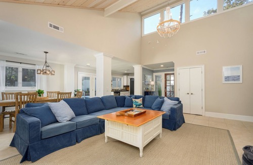 Lawton Woods House | Sea Pines pet friendly home
